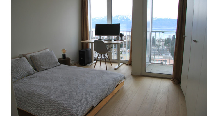 🌟 Charmant Duplex Moderne à Lausanne: 3 Pièces, Vue Lac, Disponible dès Avril!  image 8