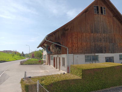 Magnifique ferme de 196 m2 habitable, située au Val Terbi ,Courchapoix image 1