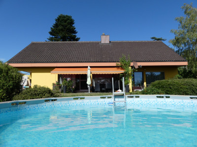 Grande et lumineuse villa individuelle avec vue dégagée sur le Jura image 1