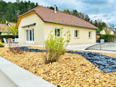 Exclusivité ! Maison individuelle moderne avec piscine en France !  image 1