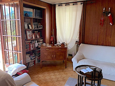 Maison villageoise 5 pièces, avec annexes et grange image 4