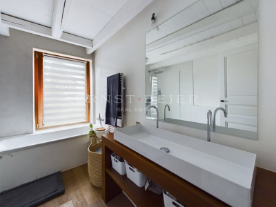 Magnifique maison de 6.5 pièces dans un corps de ferme rénové image 12