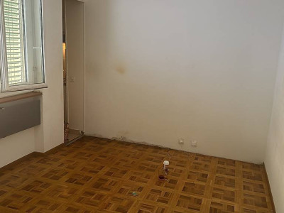 Appartement de 1,5 pièces au RDC localiser à Genève 1205 image 1