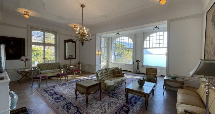 ✨EXCEPTIONAL HISTORIC PROPERTY ON THE FRONTLINE OF LAKE GENEVA ✨ image 4