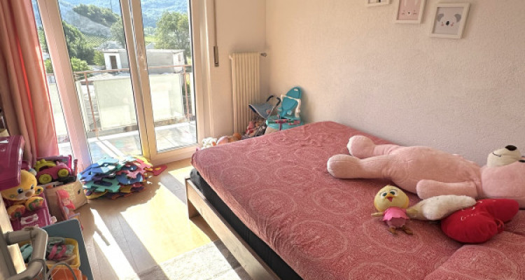 A vendre à Sierre : charmant appartement de 3,5 pièces avec balcon traversant image 6