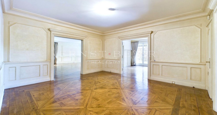 Beautiful 318m² apartment in the sought-after Florissant neighborhood. image 10