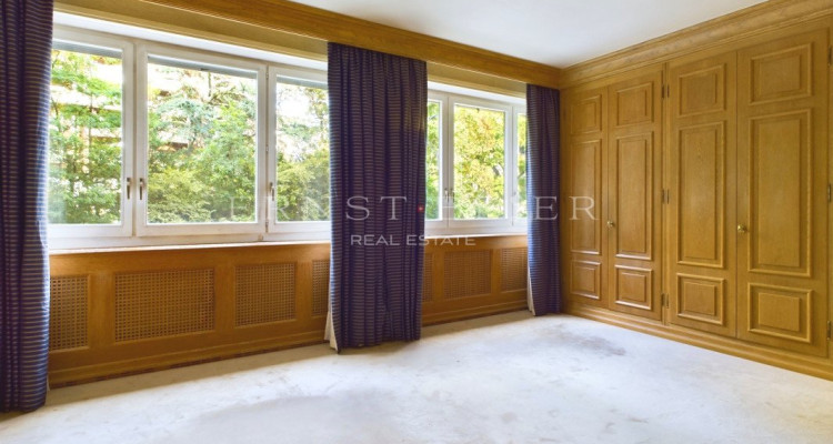 Beautiful 318m² apartment in the sought-after Florissant neighborhood. image 11