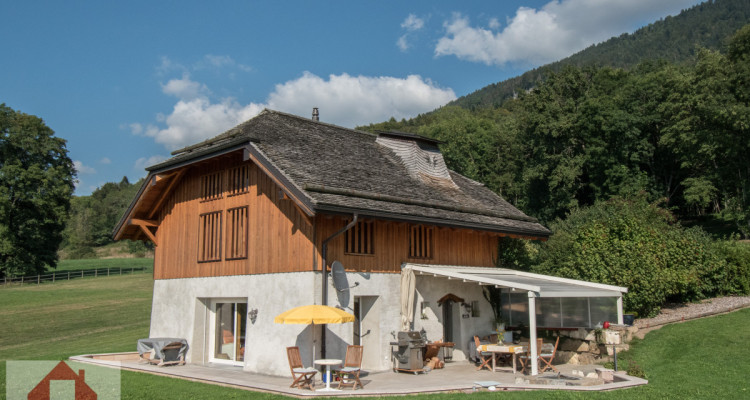 MAISON DE CHARME A ST-LÉGIER image 1