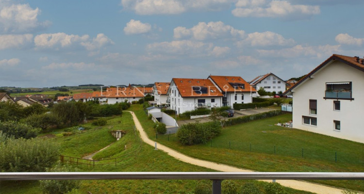 Exclusivité - Charmant appartement de 4.5p avec vue sur le village et campagne image 11