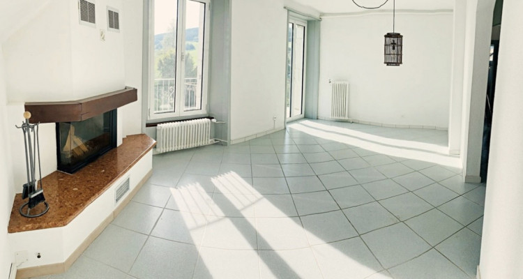 🏡 Superbe appartement 4.5 pièces avec vue dégagée à Lignières image 1