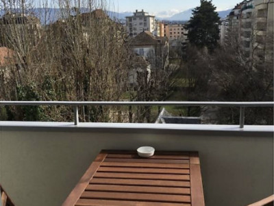 Appartement 1,5 pièces meublé au centre de Genève, quartier des délices  image 1