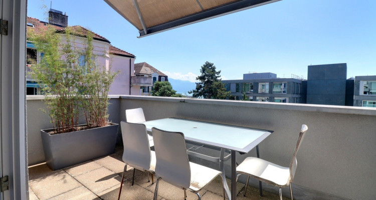 Duplex townhouse meublé, plein centre de Lausanne image 3