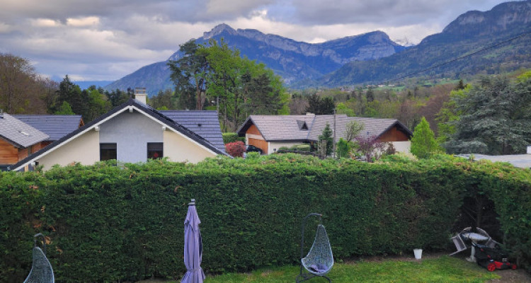 Magnifique maison de 8 pièces au calme, situé à La Roche-sur-Foron image 5