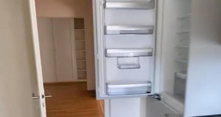 Magnifique appartement de 4,5 pièces au 3ème étage localiser à Meyrin 1217 image 3