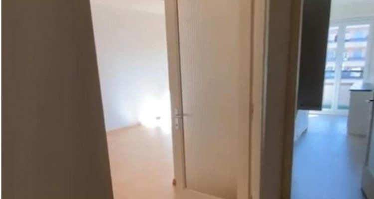 Magnifique appartement de 4,5 pièces au 3ème étage localiser à Meyrin 1217 image 4