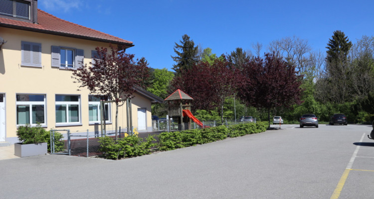 Bâtiment de rendement dans une région économique en plein essor !  image 7