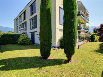 Appartement avec un grand jardin et une jolie vue lac en viager occupé sans rente. image 1