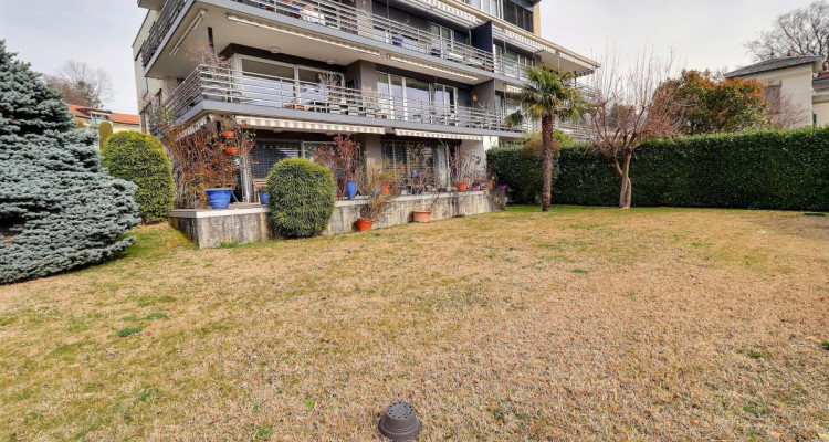 Appartement avec un grand jardin et une jolie vue lac en viager occupé sans rente. image 7