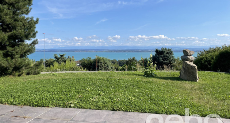 Appartement dexception, vue imprenable sur le lac de Neuchâtel image 2