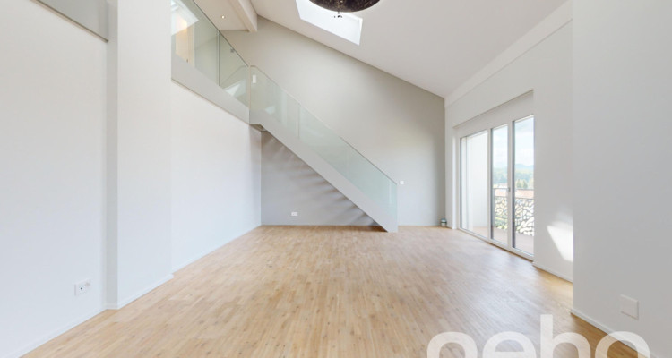 Unique! 4.5 pièces (5.5 pièces) moderne en duplex avec une vue dégagée image 9