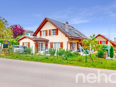 Le bonheur de vivre à la campagne dans cette villa familiale généreuse image 1