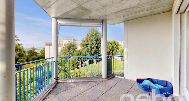 Quelle vue! Spacieux appartement de 5.5 pièces avec 2 balcons image 4