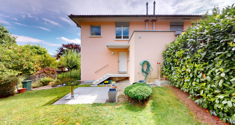 Spacieux et lumineux duplex avec jardin, terrasse et balcons avec vue image 2