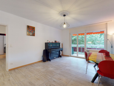 Appartement de 4,5 pces rénové avec balcon et vue ! image 5