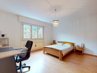 Appartement de 4,5 pces rénové avec balcon et vue ! image 8