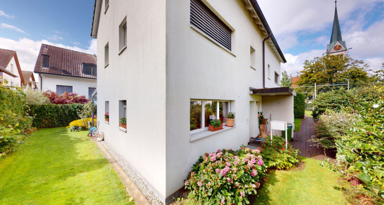 Wunderschönes Doppeleinfamilienhaus in Zentraler Lage in Wettingen image 1