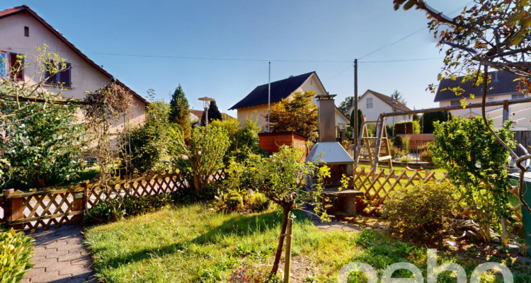 Kleines Mittelhaus mit Gartenabteil image 3