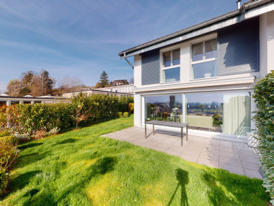 Magnifique maison mitoyenne avec vue dégagée et proche du lac image 1