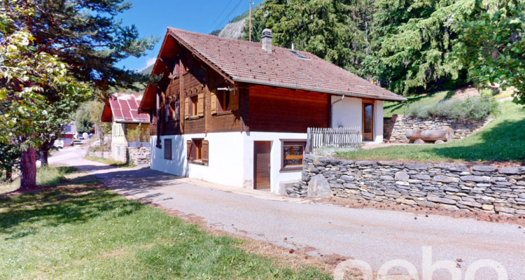 Petit Chalet à Mayen de la Zour image 1