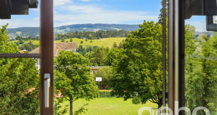 Frei stehendes Einfamilienhaus mit wunderschönem Garten image 2