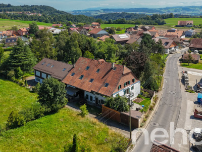 Magnifique corps ferme divisée en 3 logements familiaux image 1