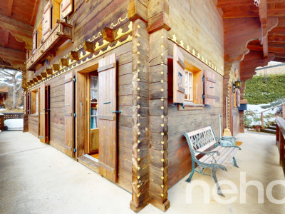 Exclusif: magnifique chalet de 3 chambres + studio et annexes image 1