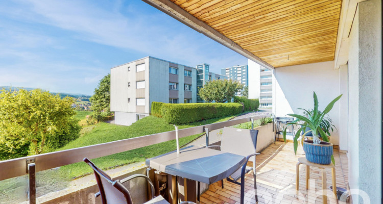 Rare! Appartement 6 pièces très lumineux avec jardin privatif image 1