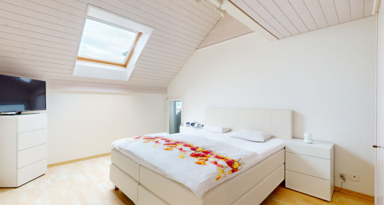 6.5-Zimmer-Dachwohnung mit traumhafter Bergsicht image 8