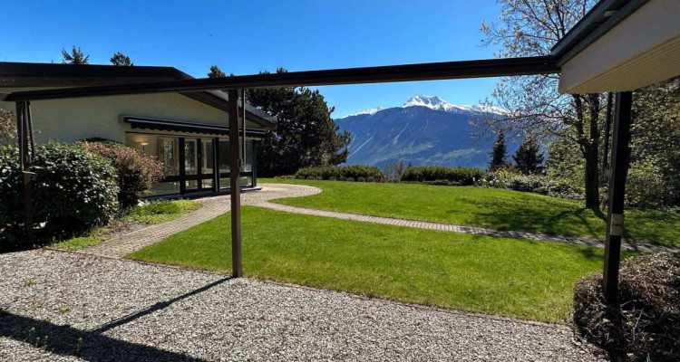 Calme absolu pour cette sublime propriÃ©tÃ© nichÃ© dans un Ã©crin de verdure image 6