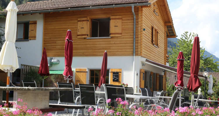 Restaurant Le Brieytchon - Opportunité de Transformation en Résidence avec Terrasse Spacieuse et Jardin image 13