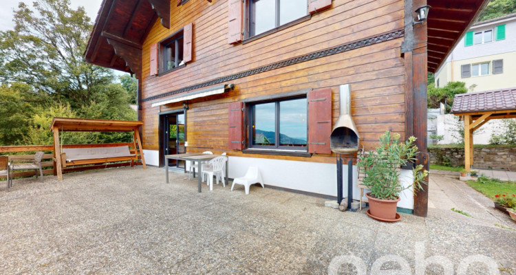 Chalet dexception avec vue panoramique sur le lac et les Alpes image 3