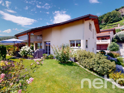 Villa familiale avec piscine au coeur de St-Léonard image 1