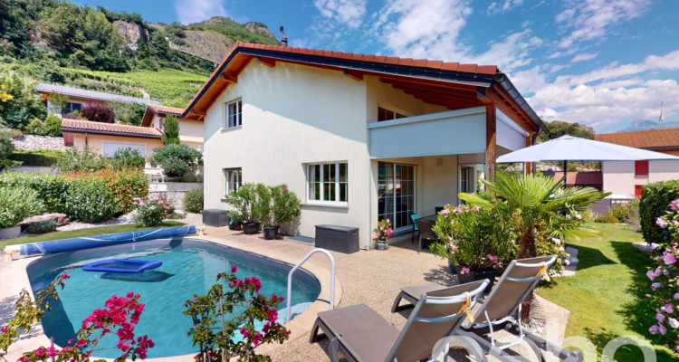 Villa familiale avec piscine au coeur de St-Léonard image 3