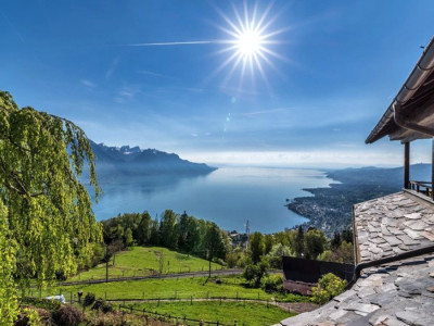 Stunning Property with Breathtaking Panoramic Views of Lake Geneva and the Alp image 1