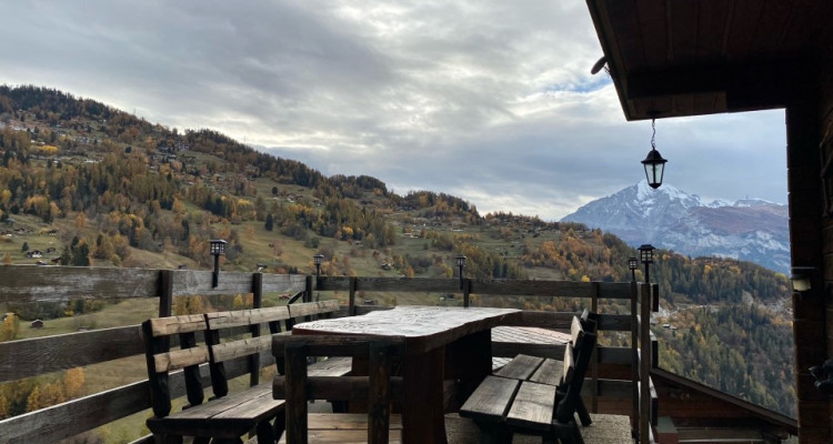 Magnifique Mayen rénové à louer pour la saison 2024-2025 au pied des 4 vallées. image 11