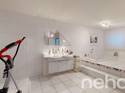 Einfamilienhaus mit ausgefallener Architektur und traumhaftem Ausblick image 10