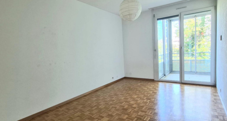 A saisir, spacieux appartement de 170m² à Confignon image 6