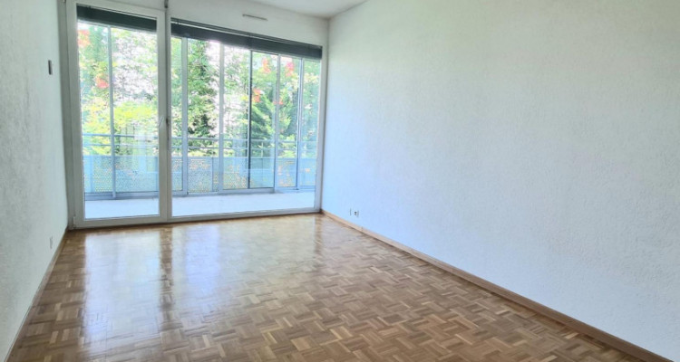 A saisir, spacieux appartement de 170m² à Confignon image 8