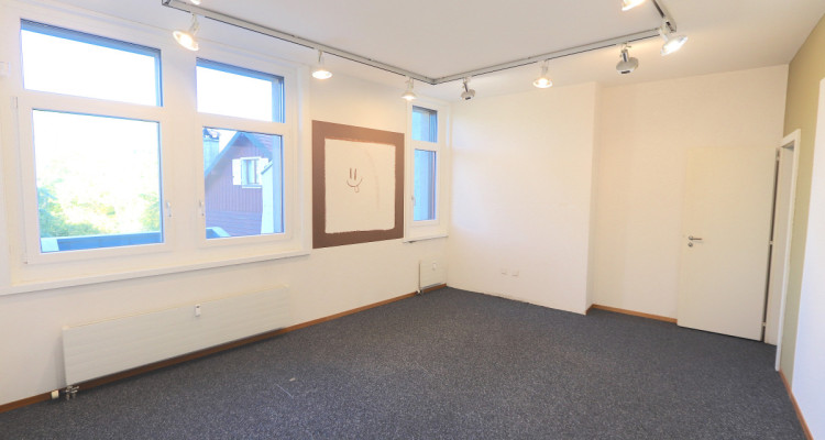 Bureau administratif de 150 m2 au centre-ville dEchallens image 4