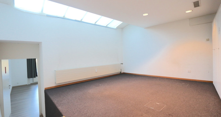 Bureau administratif de 150 m2 au centre-ville dEchallens image 6